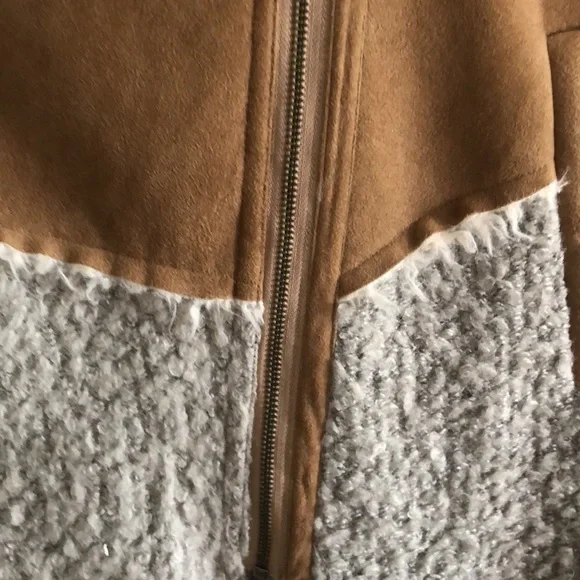 Anthropologie Brown Tan Cream Faux Shearling Vest - Picture 4 of 8